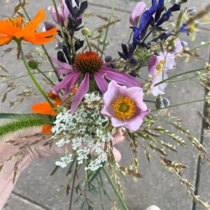 Damaris Phillips Instagram - What made you smile this week? Here are some tiny joys from mine.
Driving the pontoon
Paddle and sock coordination 
Wallis 
Quick dip after work
Flower arrangements from our garden
Bangle display @nearlynewshoplou 
Tomato toast, I’m usually a tomato sandwich lady, but tomato toast was pretty dang good. 
Wild flower walk
My favorite pillowcase 
Cleo