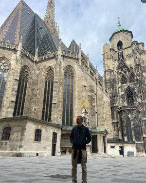 Damián Mollá Instagram - auf Wiedersehen Viena!