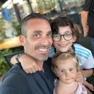 Damián Mollá Instagram - Aquí no es verano hasta que no cuelgo una foto con mis sobrinos y lo sabes.