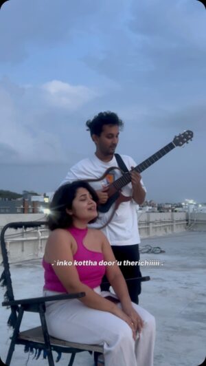Damini Bhatla Instagram - a fun little acoustic cover of ‘hello master!’ with Boey! 

Tags - [ guitar cover, acoustic version, jazz music, telugu jazz, indie music, independent music, Damini Bhatla, Vocals, telugu indie, indie artist ]