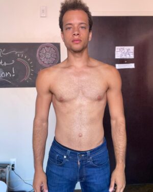 Damon J. Gillespie Instagram - 75 Days. 
2 Workouts/Day(One has to be outside). 
1 hour of Spanish/Audio Engineering. 
1 Meal Plan. 
No alocohol. 
No cheats. 
Here are the results. 😅

Thank you @thesweatysteve for pushing me. 
•
•
•
The past two years have been absolute hell for me. Experiences that I thought I would never ever have to feel, see, or endure. I needed to restart. I needed to rebirth. This challenge was so extremely hard. Mainly mentally. But I’m glad I did it. No matter how much I missed hot wings and Zebra Cakes. 🤤