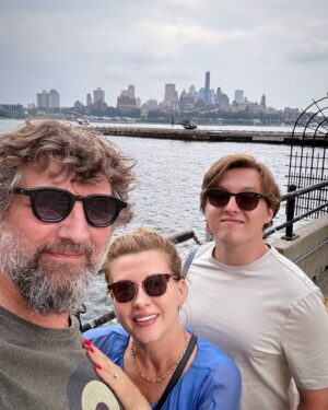 Dana Morávková Instagram - Tak šťastná díky Vám! @petrmal @malasek_petr ♥️♥️ #sdilenaradosttrojnasobnaradost #newyork