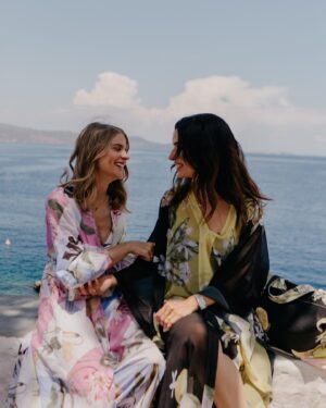 Danae Michalaki Instagram - A day trip to Hydra with @toniasotiropoulou , the perfect way to start off summer with @tedbaker 

#Ad #TedBaker #PostcardsFrom

📽️ @rollingscorpio @tasoka_kouki 
📷 @billoshnookums 
Sound @daphnefarazi
Mua @panagiotis.karakasis 
Hair @iliaskoutsaftikis