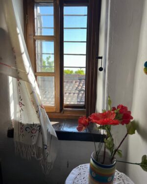 Danae Michalaki Instagram - Πάσχα στο χωριό! 🌸🐞❤️