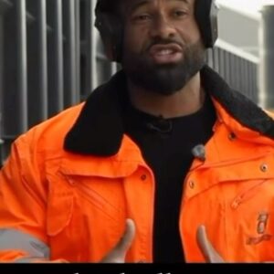 Daniel Ashville Instagram - @daniellouisy is on the @bbcnews breakfast and lunchtime today discussing the cost of living crisis in the context of  the construction industry in the UK 🇬🇧 
•
The interview takes place in the busy @thisisashville yard while offloading @gbrailfreight train with 1,400 tonnes of Type 1 MOT from @aggregateindustriesuk in the Isle Of Grain
•
During the interview Daniel discusses the challenges and opportunities ahead
•
If you miss the interview you can catch it on @bbc iPlayer 
•
#captainofindustry #maverick #construction #bbc #news #interview