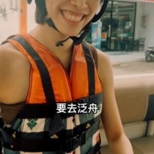 Daniel Chen Instagram - 八點起床泛舟，夠刺激，夠Chill，還可以跟外國朋友開露天啤酒派對，峇厘島行程靠鈦美旅行社安排規劃，抱歉了各位，我先去快樂了。