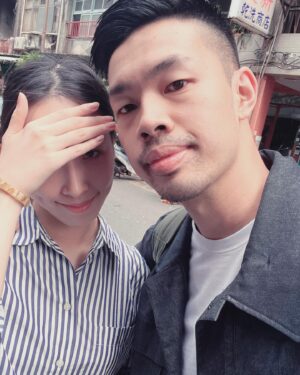 Daniel Chen Instagram - 520 諧音梗生活裡無處不在，在這一天合法放閃的日子，一定也不能少了我們，感謝妳總是第一時間聽我講的任何笑話，或是排憂解難，我愛你唷！ @pu_liu
