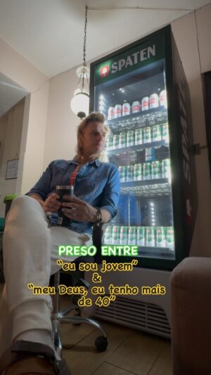 Daniel Erthal Instagram - Que loucura…😅
.
.
.

#meme #humor #foryou #fyp #fypシ #love #happy #home #life #life #viralvideos #instagram #reelsinstagram #rio #lifestyle