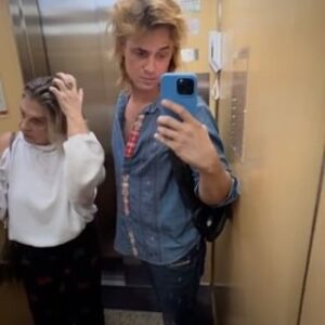 Daniel Erthal Instagram - Eu te amo Mãe. Como não te amar? Você é a melhor pessoa que eu já respirei o mesmo AR. 🫶
.
Sua energia sou EU. 
.
LEVE E INDESTRUTÍVEL 🏴‍☠️
.
Obrigado minha Mãe, minha luz, você e a Amsterdã.💚
.
.
.

#life #love #mom #amor #intagram #foryou #fyp #happy #home #fypシ #lovevibes