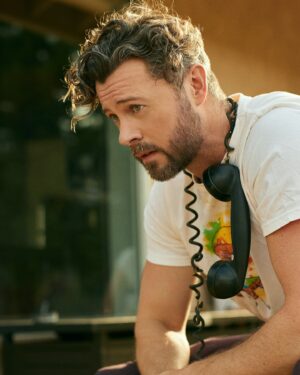 Daniel Feuerriegel Instagram - “You wanna call me up? .. Take my number down .. It’s 222-2222 .. I gotta answering machine that can talk to you .. It goes .. “

What was the funniest/best answering machine/voicemail message you ever recorded ??? 😂 

Can’t wait to read them 🥲

📷 @emilysandiferphoto Assist @teejatron 
🤡 @makeup_by_karishma 
👕 @_genevieveaitken 

#photography #DanFeuerriegel #actor #photoshoot #DanielFeuerriegel #portraitphotography #celebrityphotography #headshots #fashionphotography #hollywoodactor #beautyphotography