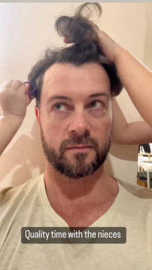 Daniel Feuerriegel Instagram - I really didn’t have a choice … but damn I look Bew-T-Full 🥰 Quality time with the nieces ❤️