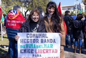 Daniel Jadue Instagram - Nuestro compañero, alcalde y amigo @danieljaduejadue cumplió este fin de semana 60 días de su injusta detención. 
Agradecemos a las nuestras de solidaridad que se realizaron tanto a nivel nacional como internacional. Seguimos luchando por la Liberta inmediata #JadueLibre ✌🏼

🔴 ¡Súmate! A los equipos y comités #JadueLibre danieljaduelibre@gmail.com
