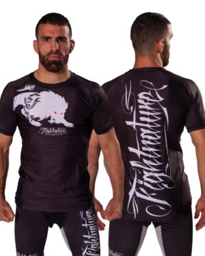 Daniel Weichel Instagram - Alles was ihr für Kampfsport & MMA braucht findet ihr hier 
👉🏼 www.kwon.com 👈🏼 @kwon_kg 
Und mit meinem Code || daniel10 || gibt’s 10% auf euren Einkauf ✊🏼 #anzeige