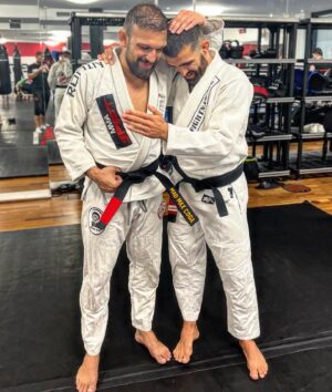 Daniel Weichel Instagram - Ich bin sehr dankbar, dass ich ein Teil dieser besonderen Reise sein darf und es ist mir eine große Freude und Ehre @madmaxcoga meinem besonderem Freund seinen Black Belt überreichen zu dürfen. #jiujitsu #passion #brother #family #mmaspirit