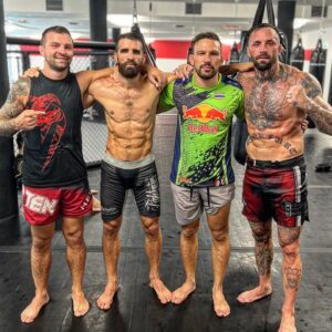 Daniel Weichel Instagram - Camp in the books - time to roll ⚔️