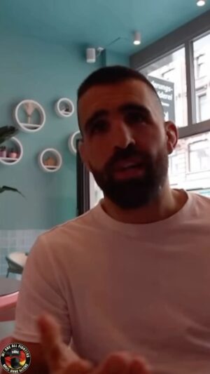 Daniel Weichel Instagram - Comeback vor 55000 Zuschauern im ausverkauften Deutsche Bank Stadion im Wohnzimmer ?!? Sehen wir bald Daniel Weichel wieder im Deutschland kämpfen ? Was denkt ihr ?