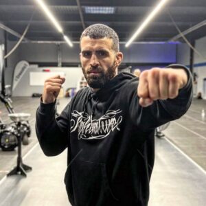 Daniel Weichel Instagram - #ChoiceOfChampions @kwon_kg 👊🏼 

Code || daniel10 || für 10% Rabatt auf eure Bestellung 💪🏼 #fightnature #anzeige