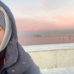 Daniela Ramírez Instagram - Cielos , Amigos queridos y viajes .
Gracias preciosa Punta Arenas.
Que dicha conocerte  en invierno. Un regalo de infinita belleza💫espero me invites de nuevo 🌹