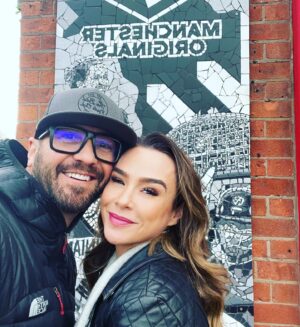 Danielle Harris Instagram - I always feel like the UK is home and familiar for some reason. Both my fathers family (moms side) and mothers family (dads side) came over from England. (I’m also Russian/German) wondering if you ever feel this way when visiting where your ancestors lived? Happy to be here @ftlohorror with my hubs @gstafford ❤️🇬🇧