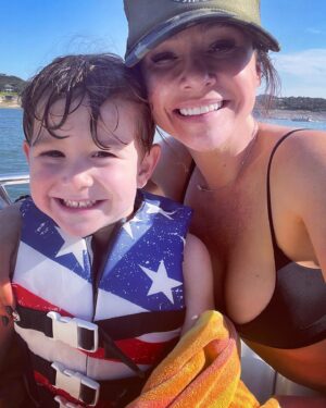 Danielle Harris Instagram - You are one in a million. Can’t believe you’re 4 years old. God. We love you so much. You find something exciting everyday and your maniacal laugh is contagious. Happy bday Jag. ❤️❤️❤️❤️❤️❤️