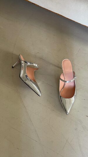 Danielle Panabaker Instagram - Perfecting the art of styling basics. I love adding a little pop of the unexpected like these metallic @jcrew mules. Full outfit details linked in my @shopmy