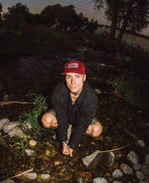 Daniil Matseychuk Instagram - Sounds like kaif into the night 🌌✨👀 

feeding mosquitoes is also fine😅

Thank you @nnnatnot 🫶🏽📸

#night #nature #river #la #danieljoyharper #outdoors #frogtown