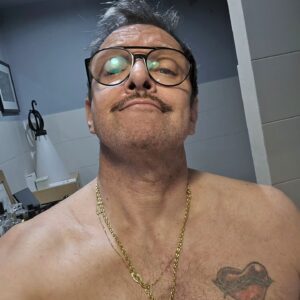 Danilo Bertazzi Instagram - Venerdì baffi 🥸
.
.
.
#happyfriday #mood #moustache #moustacheman #thebeardedway #mirrorselfie #beautyroutine #barberlifestyle