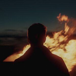 Danny Gevirtz Instagram - New music video on the channel today for @louisknight new smash ‘Burn This All Down’. Tell Louis you love him. 
-
Created by: Me
PA: @pattymcgoo 
PA: @m.j.ricciardi 
BTS: @mark_naples_ 
Location: @way_vine 
Produced in: @milanoteapp