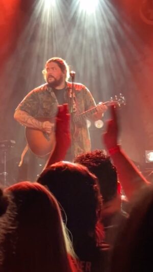 Danny Kiranos Instagram - New songggg! 

My Body is a Dive Bar 🍺

This video embodies how much fun we have playing this song on the current tour and now you can share it with your favorite dive bar people ❤️

Thank you Michael Erwin for sharing this with us!