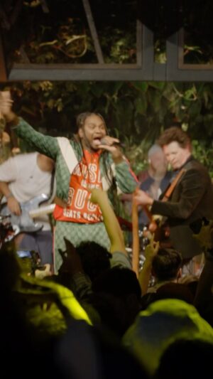 Danzal Baker Instagram - WISH YOU WELL FEAT. @bernardfanning OFFICIAL VIDEO OUT NOW ✌🏾

We planned this shoot to happen at Splendour but we all know how that turned out so me and the crew put on a last minute show at the beachy in Byron and decided we’d still make the video happen! 

Crazy love to the crew for pulling this together! 
Production Company: @hyperepublic 
EP/Director: @kid_mac 
Executive Creative Director: @allanhardy.acs 
Creative Director: @joshweier_ 
Co-Director/DOP: @tysonlloydfilms 
Producer: @daynayates 
Camera Operators: Allan Hardy, Geordie Lillis, Aidan Rice, Josh Weier & Macario De Souza
Colour: Kali Bateman
Edit: Anasiou Canaris
Sound: Justin Harrison
Post Producer: @camillecannings 
Styling: @aurieindianna 

My band and crew ❤️ @tob333y @yaobyaob @bc_drumwarrior @willis_jack_m @travinski_ @honmemishi @mirands_ @chantal.bala @sorayazapata @bellebanga @rahelyeaah @ryanmakesloud Toby Brandon @inebriatednate @sophiekirov @lunaticent @selectmusic