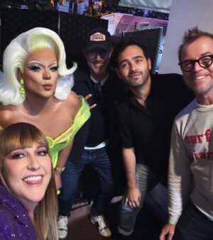 Daphné Bürki Instagram - Coulisses finale @dragrace_france saison 3 
Merci 💜