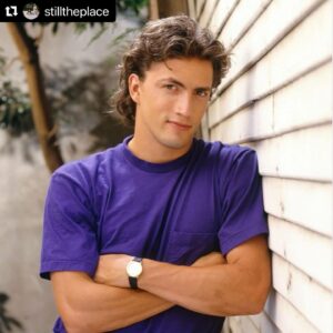 Daphne Zuniga Instagram - 💙🚨‼️Thought I’d drop some Billy aka @andreweshue and Melrose visuals… follow our podcast IG @stilltheplace!! And listen to @lauraleightonforreal #CourtneyThorneSmith and yours truly @daphnezuniga host our new SUPER FUN @iheartradio pod Still The Place! 
#Repost @stilltheplace LINK IN BIO.
#melroseplace #podcast #stilltheplace #andrewshue #90s
・・・
Could Andrew Shue Have BEEN any more adorable as Billy back in his “Melrose Place” days? We think not! The actor chats with our hosts this week about what it was like filming the show, the shirtless scenes and so much more! What was your favorite Billy scene?
 
🔗 Link in bio – listen now!