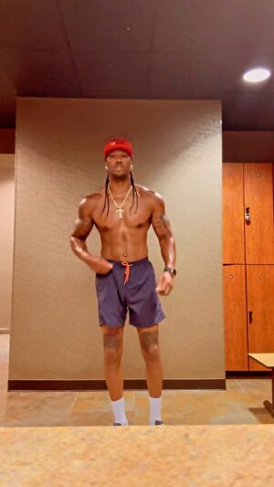 Darnell Ferguson Instagram - I post this pic after losing 20lbs in the past 2 months, I was in a dark place (not there anymore), a place where many people will visit in their lives. I couldn’t eat, fought to sleep and was under attack 24/7 by the devil! But only because he knows who I truly am EVEN if I doubted it. In this process I learned that I am way better, strong and resilient then I ever believed about myself! I had been preparing myself for years to fight the devil and he came in the one way that I never truly Gave to God. I ain’t perfect and no one is, but everyone sees all the success and family moments but just know your not alone. And that you are better, strong, more resilient then you give yourself credit for as well!!! #littlemotivation #lead #trust #faith #superchef #itainteasybeingsuper 
#success #successquotes #successmindset #successful #instagood #instagram #inspiration #instadaily #inspirationalquotes #lovequotes