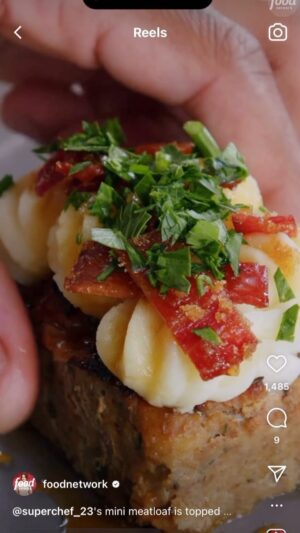 Darnell Ferguson Instagram - Love these little mini meatloaf’s #superchef #superchefgrudgematch #foodnetwork . #FoodieLife
 #MeatLovers #CookingShows101 #HealthyEats #FoodInspiration #gourmetgoodness #deliciousdishes #itainteasybeingsuper #collegefootballplayoff