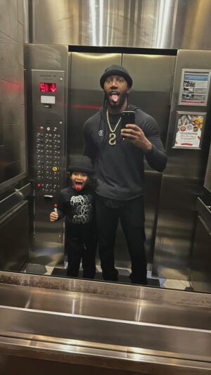 Darnell Ferguson Instagram - In NYC to do the @todayshow tomorrow morning at 8:50am with my son!! Wanted to make this a special time for him so we stayed @crowneplazahudsonyards which is my new favorite place to stay! Great service, spacious rooms and as my son would say they have games also lol!! #crownplazahudsonyards #christmas #holidayseason #superchef #darnellferguson ##midtown #todayshow #cookbook #perfectgift #supercheffamilycookbook #superchefgrudgematch