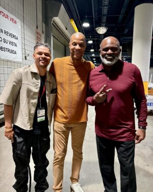 Darryl Strawberry Instagram - Being @fanaticsfest was an absolute delight! Great job @michaelrubin @fanatics @topps @meadchaskysports @jstraw05 @boyfromnewyorkcity @jim.simpson1