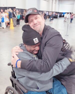 Daryl Mitchell Instagram - I only wish we caught his initial reaction when @thejamiekennedy laid eyes on me. We have not seen each other physically since my accident,  pure tears 😢. I love this dude.
