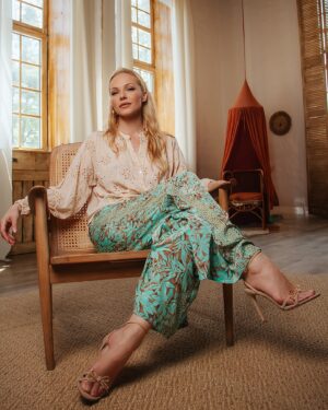 Daryna Trehubova Instagram - Сьогодні в Києві спека

32, але відчувається як 34 (це не про вік))

📸 @oleksii__shvets