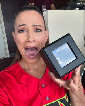 Dasha Kuret Gonzalez Instagram - Such a fun surprise and amazing gift!!! Thank you so much @jadecargill @datdudebp and @thetexassmoke for all of your love and friendship. 😇🙏🏽🤗💃🏽❤️💚🖤🥎 💨 It’s been such an incredible blessing to be able to share my talents with y’all’s amazing talents and be a part of such an amazing team!!! Let’s make it 2x Champs this year!!! 💪🏽😎🤘🏽