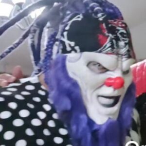Dave The Clown Instagram - El capitán llegó !!! Y va para todos … cuando vean una bandera negra con un pirata con nariz de payaso …. CORRAN por su bien . #tecargóelpayaso
