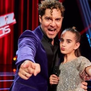 David Bisbal Instagram - Cuánto aprendí de ella! Es un honor trabajar siempre con estas voces tan impresionantes! @alira_moya Ella fue la ganadora de La Voz Kids de este año 2024, y tengo que decir que fue un sueño que su voz llegara a mi equipo. Haber trabajado con ella ha sido más que un sueño. Estoy deseando conocer su evolución.