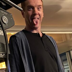 David Costabile Instagram - Pro tip 625: always keep your faces warm even when off camera. Note Kelly, Soder and Daniel working out variety when on camera. Siff mixing up the side eye. And don’t forget the Lewis neck stretch. Access, Variety, Longevity. These are from last week’s episode 508. @sho_billions #bts #wags #wagsismyspiritanimal