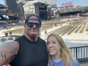 David Heath Instagram - Ready for some #foofighters #NY with Susan Nelson-Heath