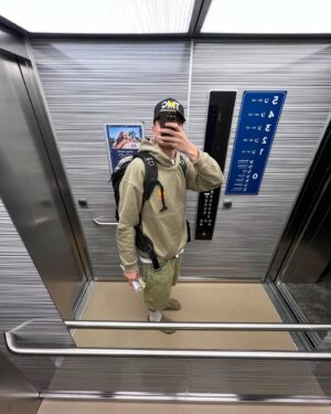 David Henrichs Instagram - busy one