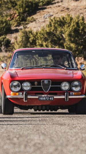 Davide Cironi Instagram - FULL VIDEO on #YouTube 🎬
Why did I buy this #AlfaRomeo #Giulia #GT1750 #Veloce