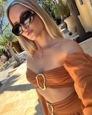 Davina Geiss Instagram - 🧡🍾