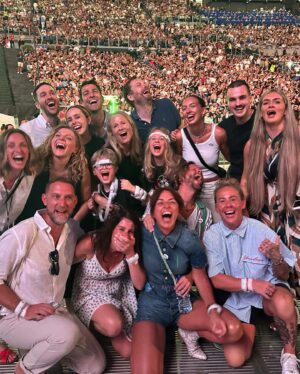 Davina McCall Instagram - So last night , me, @mdlondon , my girl Holly and @paddy___lee worshipped at the church of @coldplay . In Rome . Love the Italians so full of heart and emotion, literally not a dry eye in the house … thank you @coldplay for being the most wonderful people , who make us feel all the feels . so good to hang out you @rosiehouston 🤗❤️❤️