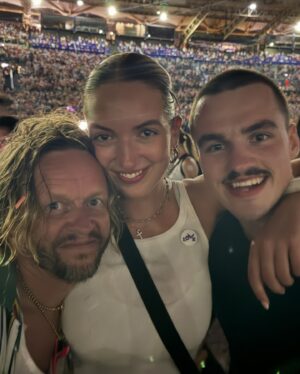 Davina McCall Instagram - So last night , me, @mdlondon , my girl Holly and @paddy___lee worshipped at the church of @coldplay . In Rome . Love the Italians so full of heart and emotion, literally not a dry eye in the house … thank you @coldplay for being the most wonderful people , who make us feel all the feels . so good to hang out you @rosiehouston 🤗❤️❤️