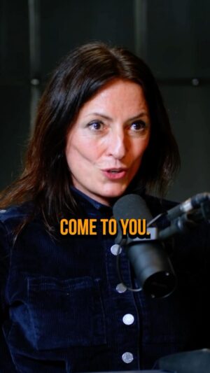 Davina McCall Instagram - Don’t wait for the right opportunity: create it.

During our conversation on The Diary of a CEO, @davinamccall explained the importance of making opportunities happen because they never just come to you.

Success comes from seeking challenges, creating opportunities, and taking risks.

Tag someone who needs to hear this 👇🏾