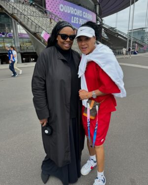 Dawn Staley Instagram - #nikeathletethinktank you never know who you might meet, see, converse, learn, grow and enlarge your circle!  Congrats to @itsshacarri @__melissaj19 on medaling!! We are proud!